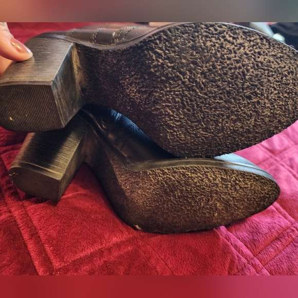 Below the knee boots size 6 - Picture 4 of 8